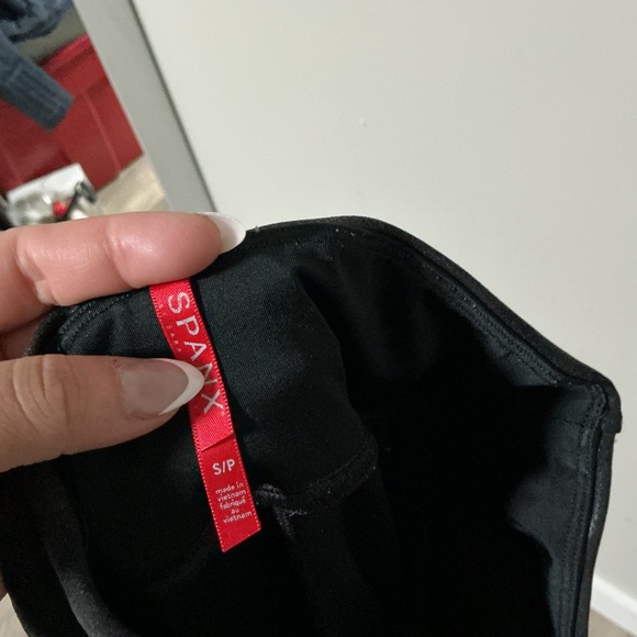 Spanx Faux Leather Moto Legging Size Small - Picture 3 of 7